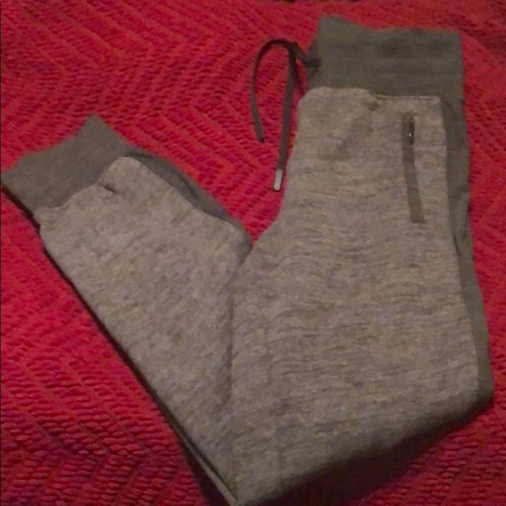 Lululemon joggers